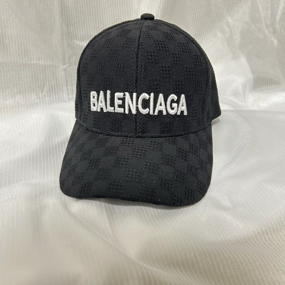 Balenciaga(バレンシアガ)の◎バレンシアガキャップ◎BLACK 未使用品 メンズの帽子(キャップ)の商品写真