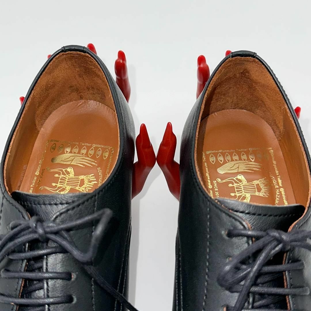 美品☆ハザマ 惹きずり込まれる運命のドレスシューズ 革靴 手 ブラック 黒 赤 レディースの靴/シューズ(ローファー/革靴)の商品写真