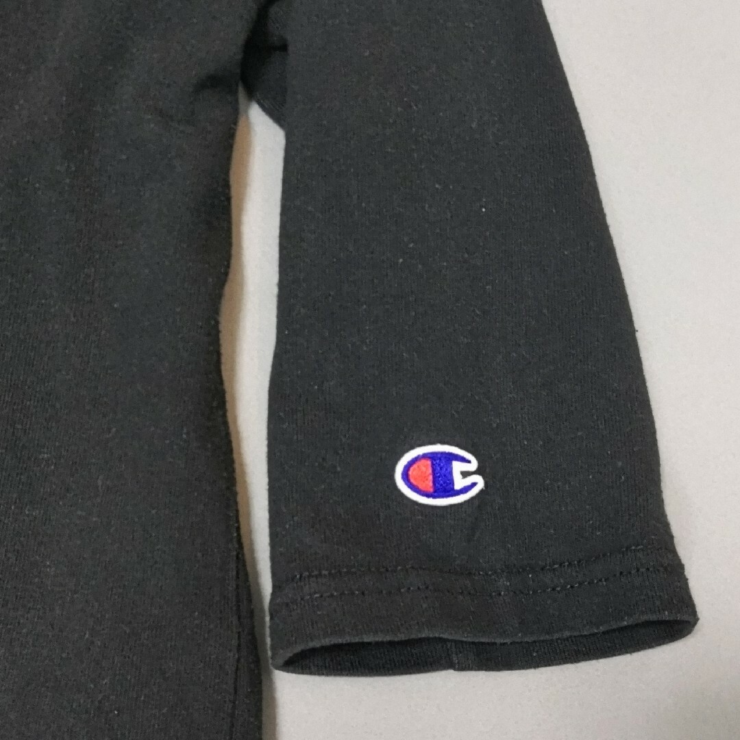 Champion(チャンピオン)のチャンピオン 七分丈 シャツ 黒 メンズのトップス(Tシャツ/カットソー(半袖/袖なし))の商品写真