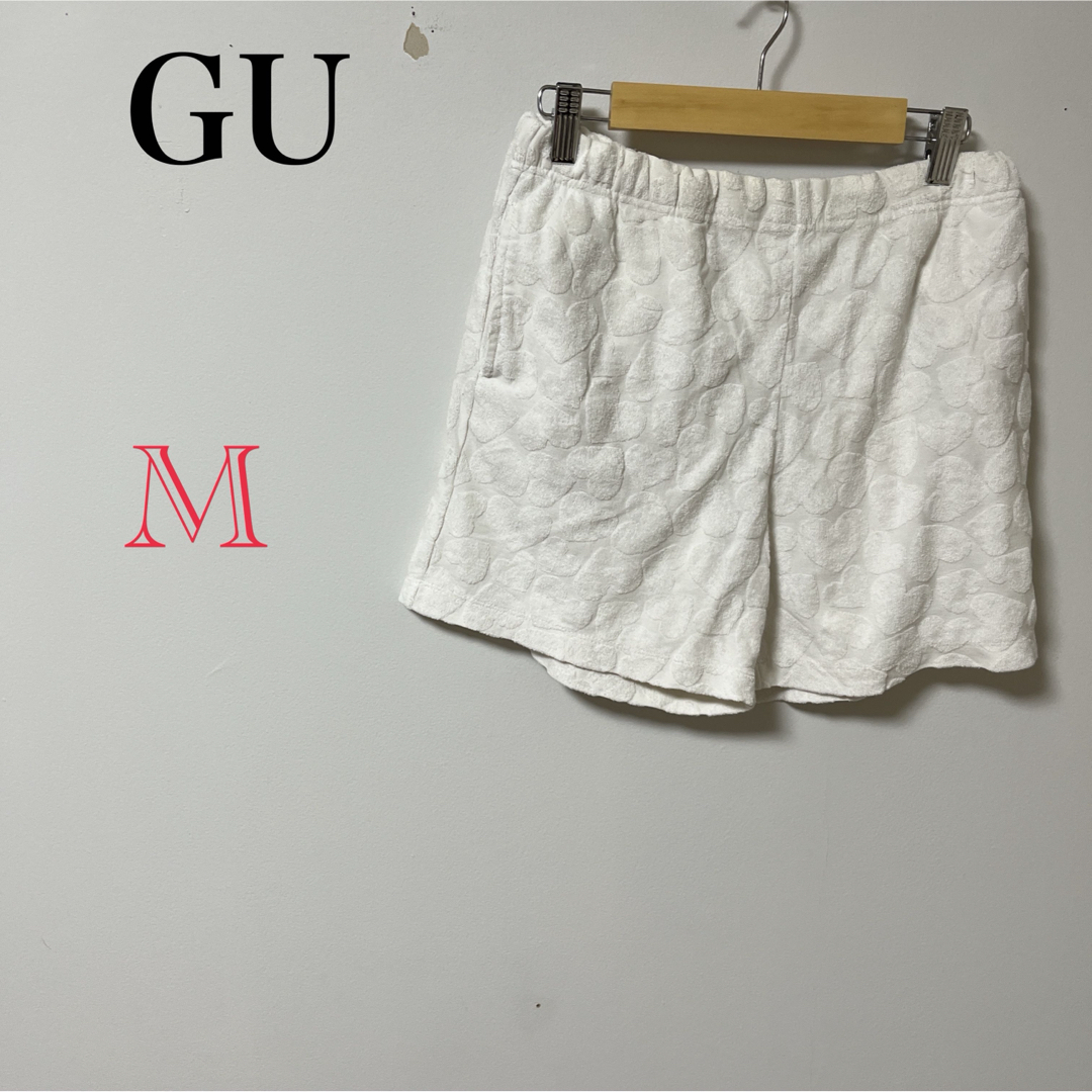 GU(ジーユー)の【GU】レディース　パンツ　ショートパンツ　スウェット　部屋着　ホワイト　古着 レディースのパンツ(ショートパンツ)の商品写真