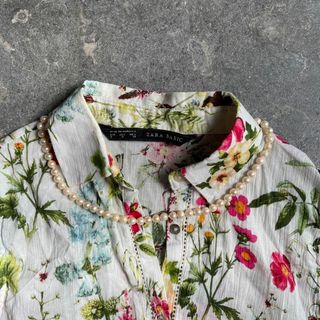 ザラ(ZARA)の56 ZARA ザラ BASIC ベーシック 花柄 フラワー ブラウス シャツ(シャツ/ブラウス(半袖/袖なし))