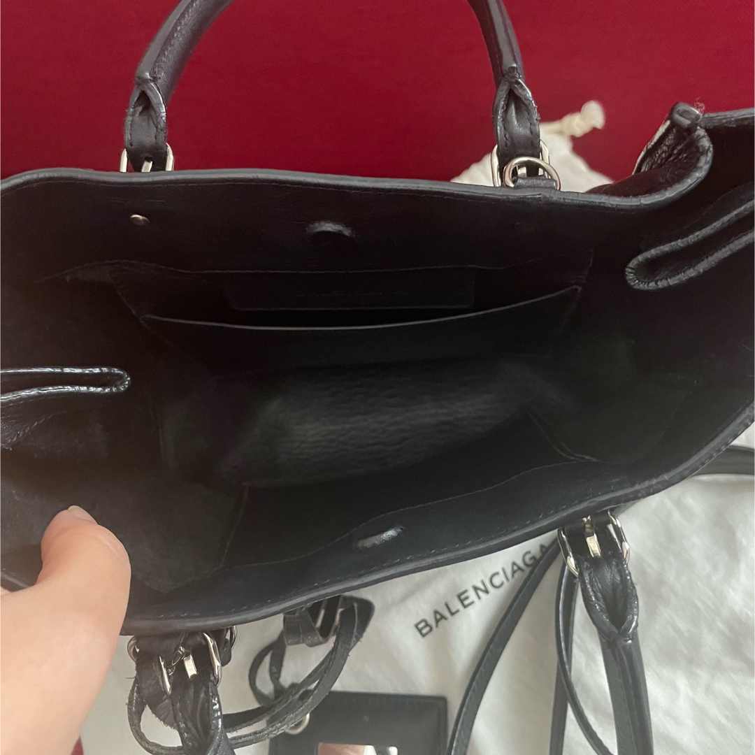 Balenciaga(バレンシアガ)のバレンシアガ　ペーパーミニ　ブラック　バッグ レディースのバッグ(ハンドバッグ)の商品写真