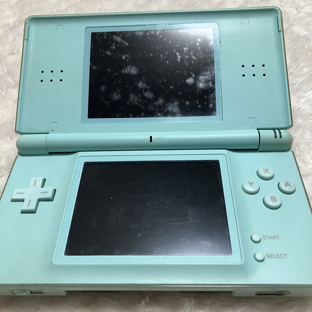 ニンテンドーDS(ニンテンドーDS)のニンテンドーDS lite 2個セット　ハチ＠土日受取遅れます様専用　 エンタメ/ホビーのゲームソフト/ゲーム機本体(家庭用ゲーム機本体)の商品写真