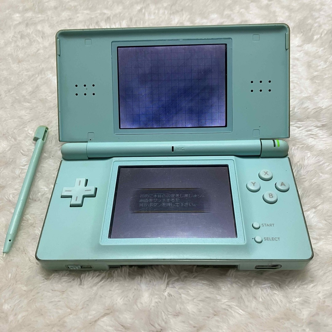 ニンテンドーDS(ニンテンドーDS)のニンテンドーDS lite 2個セット　ハチ＠土日受取遅れます様専用　 エンタメ/ホビーのゲームソフト/ゲーム機本体(家庭用ゲーム機本体)の商品写真