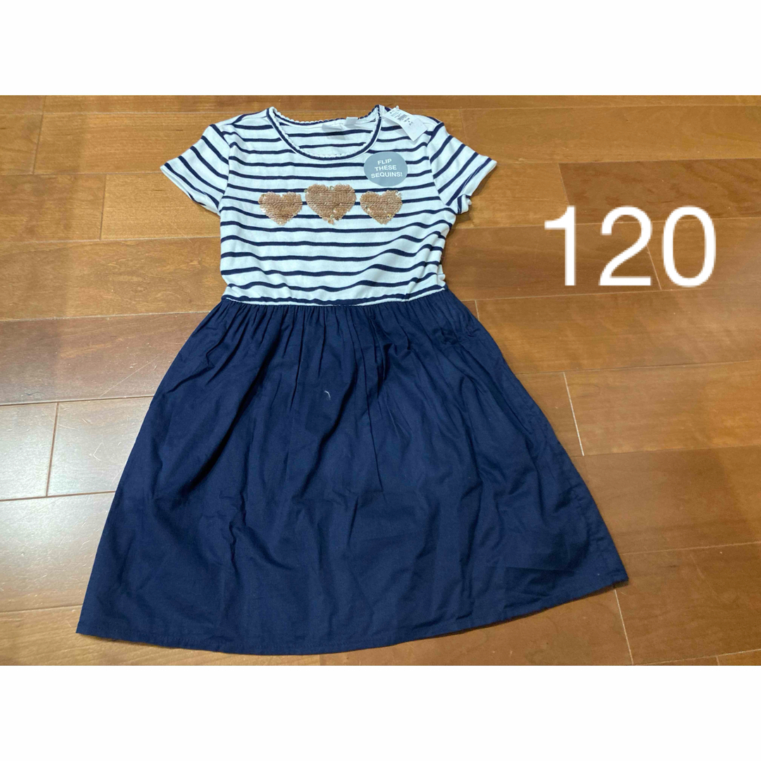 babyGAP(ベビーギャップ)の新品★babygap★スパンコールワンピース キッズ/ベビー/マタニティのキッズ服女の子用(90cm~)(ワンピース)の商品写真