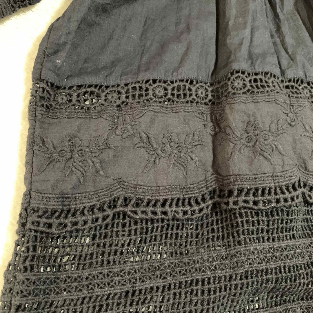 URBAN RESEARCH DOORS(アーバンリサーチドアーズ)の極美品✨アーバンリサーチドアーズ　インド綿　コットン　刺繍レース　ブラウス　F レディースのトップス(シャツ/ブラウス(長袖/七分))の商品写真