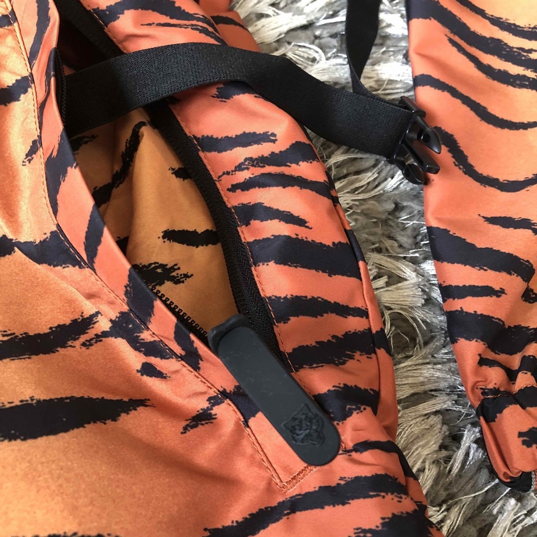 Onitsuka Tiger(オニツカタイガー)の再値下 OnitsukaTiger オニツカタイガー　アシックス メンズのジャケット/アウター(ナイロンジャケット)の商品写真