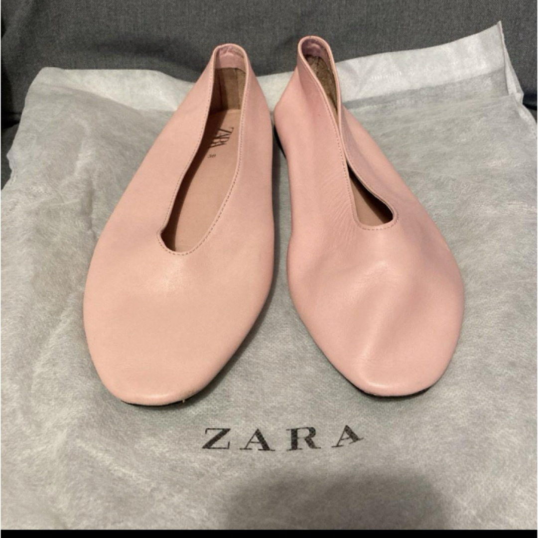 ZARA(ザラ)のZARA フラットシューズ　38 ピンク レディースの靴/シューズ(バレエシューズ)の商品写真