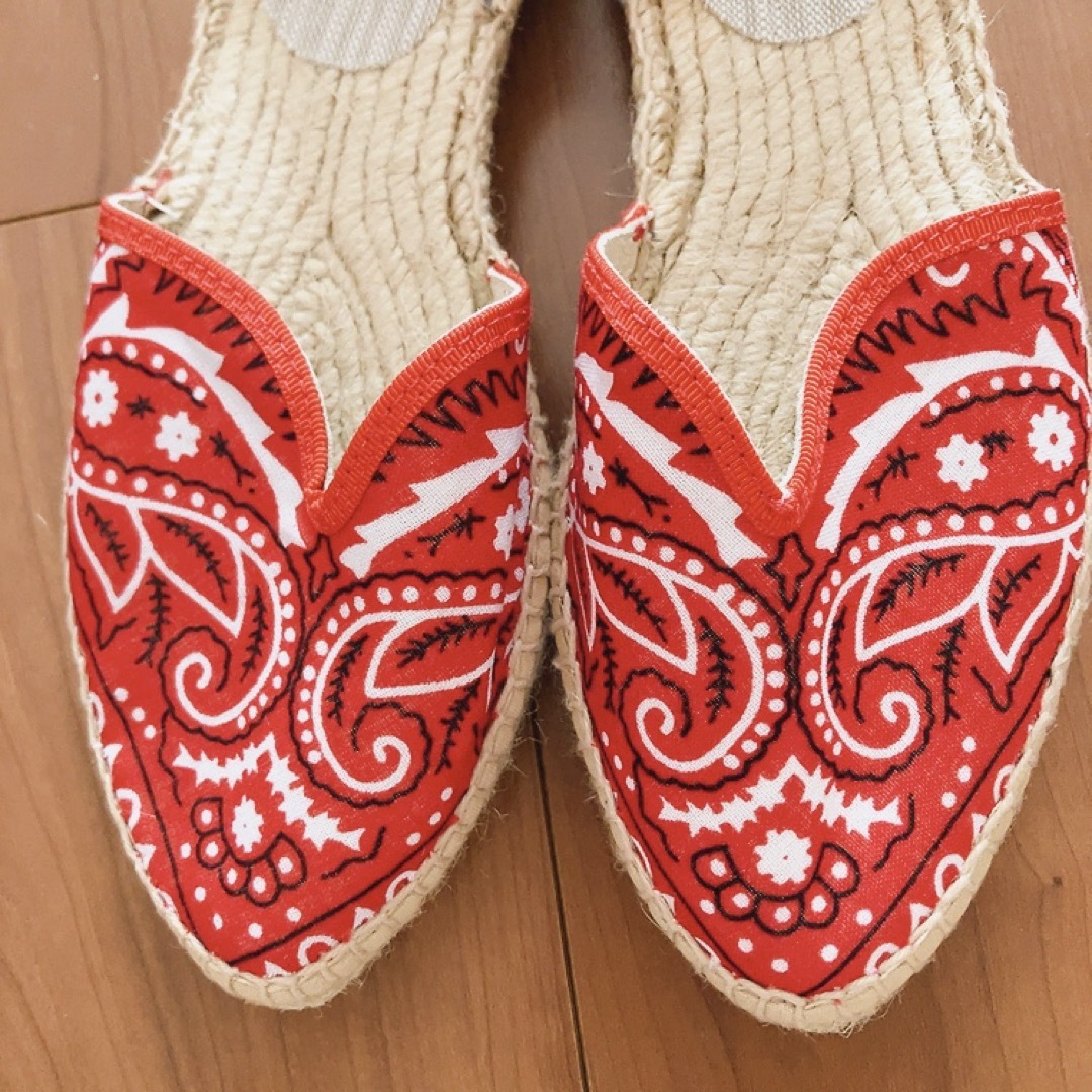 MANEBI(マネビ)の美品♥️  manebi マネビ バンダナ エスパドリーユ 37 レッド 春 夏 レディースの靴/シューズ(サンダル)の商品写真