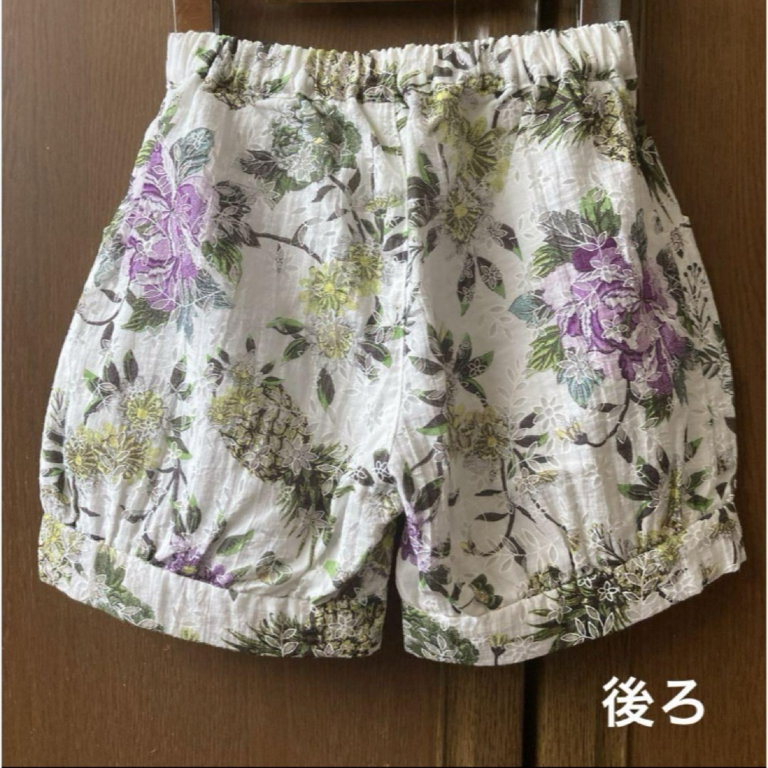 BeBe(ベベ)の新品！べべ　上品　花柄　ショート　パンツ　女の子　春　夏　ミキハウス　ファミリア キッズ/ベビー/マタニティのキッズ服女の子用(90cm~)(パンツ/スパッツ)の商品写真