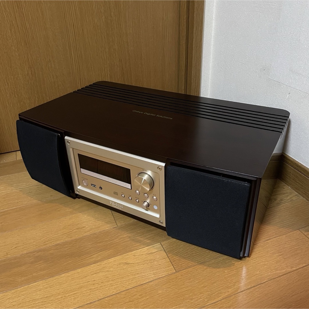 ONKYO(オンキヨー)の【美品】ONKYO PH-3000 PREMIUM オンキョー CDプレイヤー スマホ/家電/カメラのオーディオ機器(その他)の商品写真