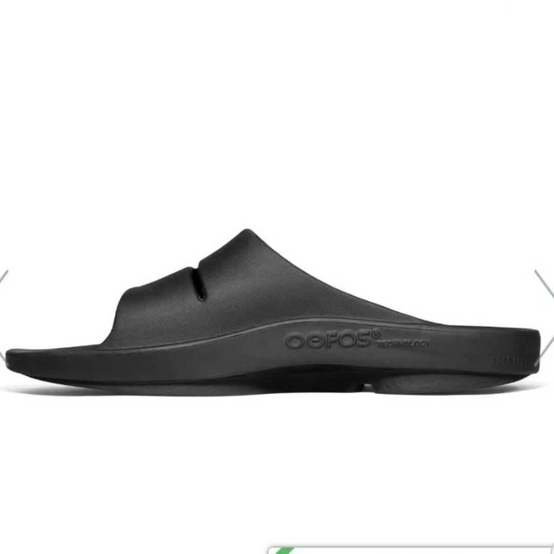 OOFOS(ウーフォス)のウーフォス　コンフォートサンダル　サンダル　メンズ　レディース　ブラック　母の日 メンズの靴/シューズ(サンダル)の商品写真