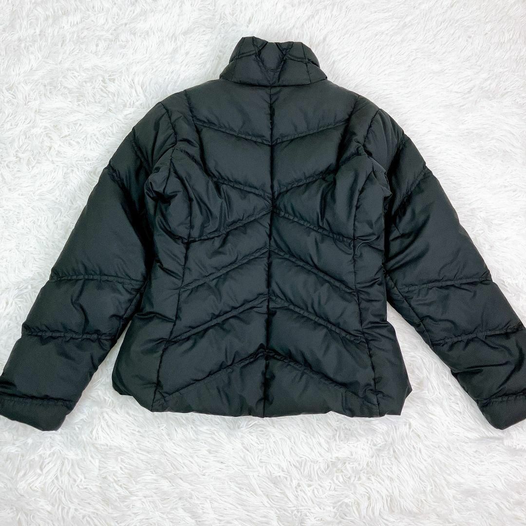 patagonia(パタゴニア)のPatagonia パタゴニア ブラック ダウンジャケット スリム ショート丈 レディースのジャケット/アウター(ダウンジャケット)の商品写真