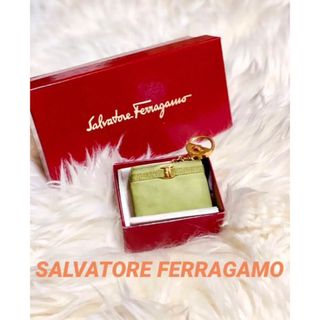 Salvatore Ferragamo - フェラガモグリーンキーケースポーチ可愛い