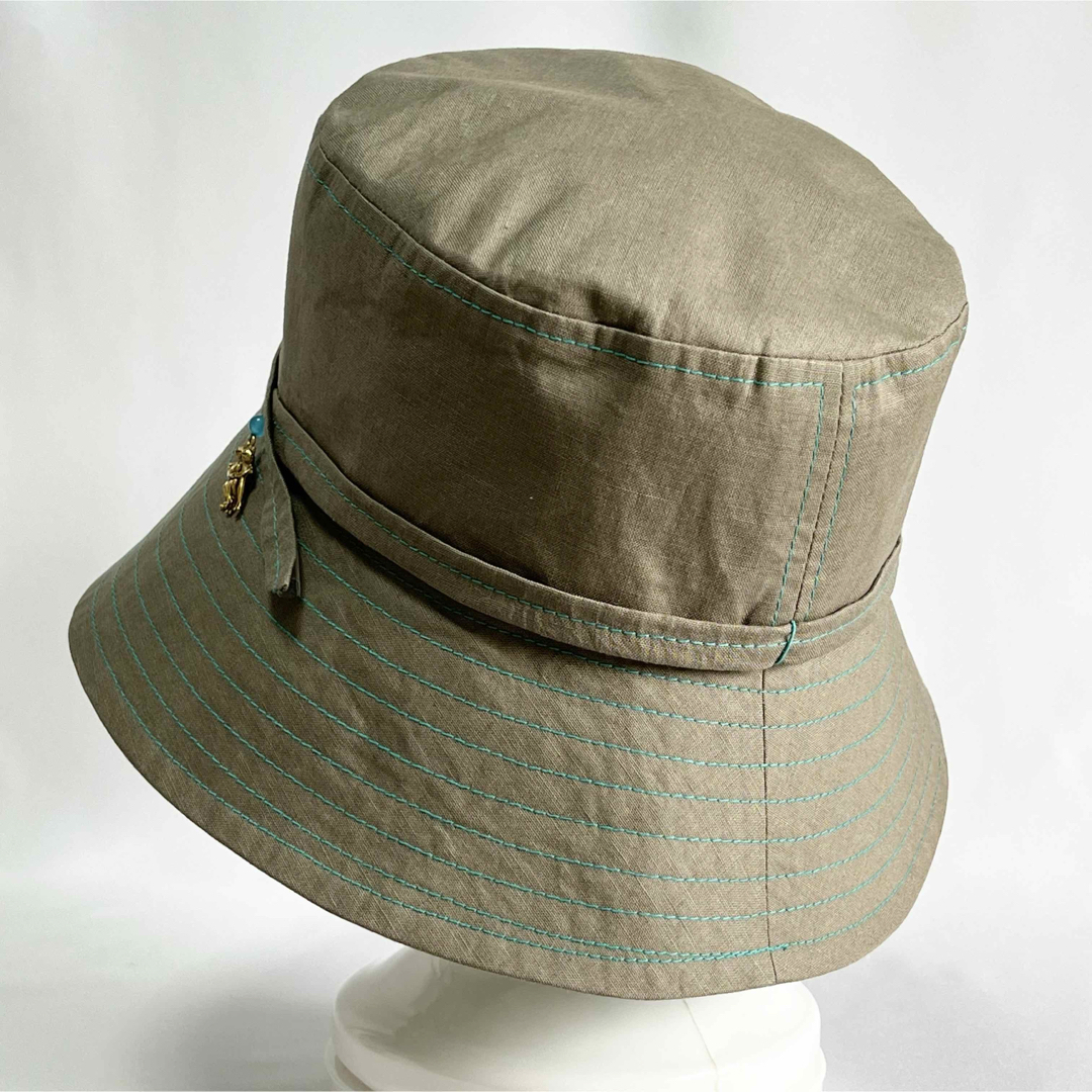 CA4LA(カシラ)の【新品】 バラ色の帽子⑦綿麻で涼しくエレガントなフォルム カエルちゃんアクセ付き レディースの帽子(ハット)の商品写真