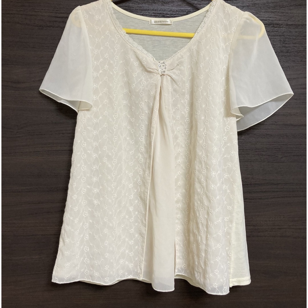 axes femme(アクシーズファム)の美品　axes  トップス　リボン レディースのトップス(Tシャツ(長袖/七分))の商品写真