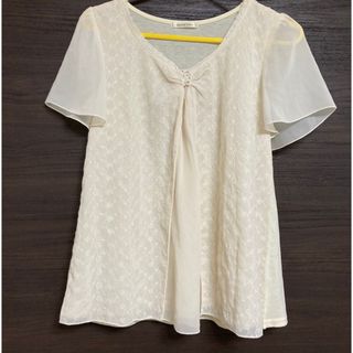 アクシーズファム(axes femme)の美品　axes  トップス　リボン(Tシャツ(長袖/七分))