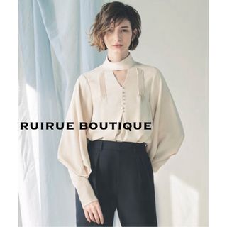 美品✨ RUIRUE BOUTIQUEルイルエブティック　タックブラウス(シャツ/ブラウス(長袖/七分))