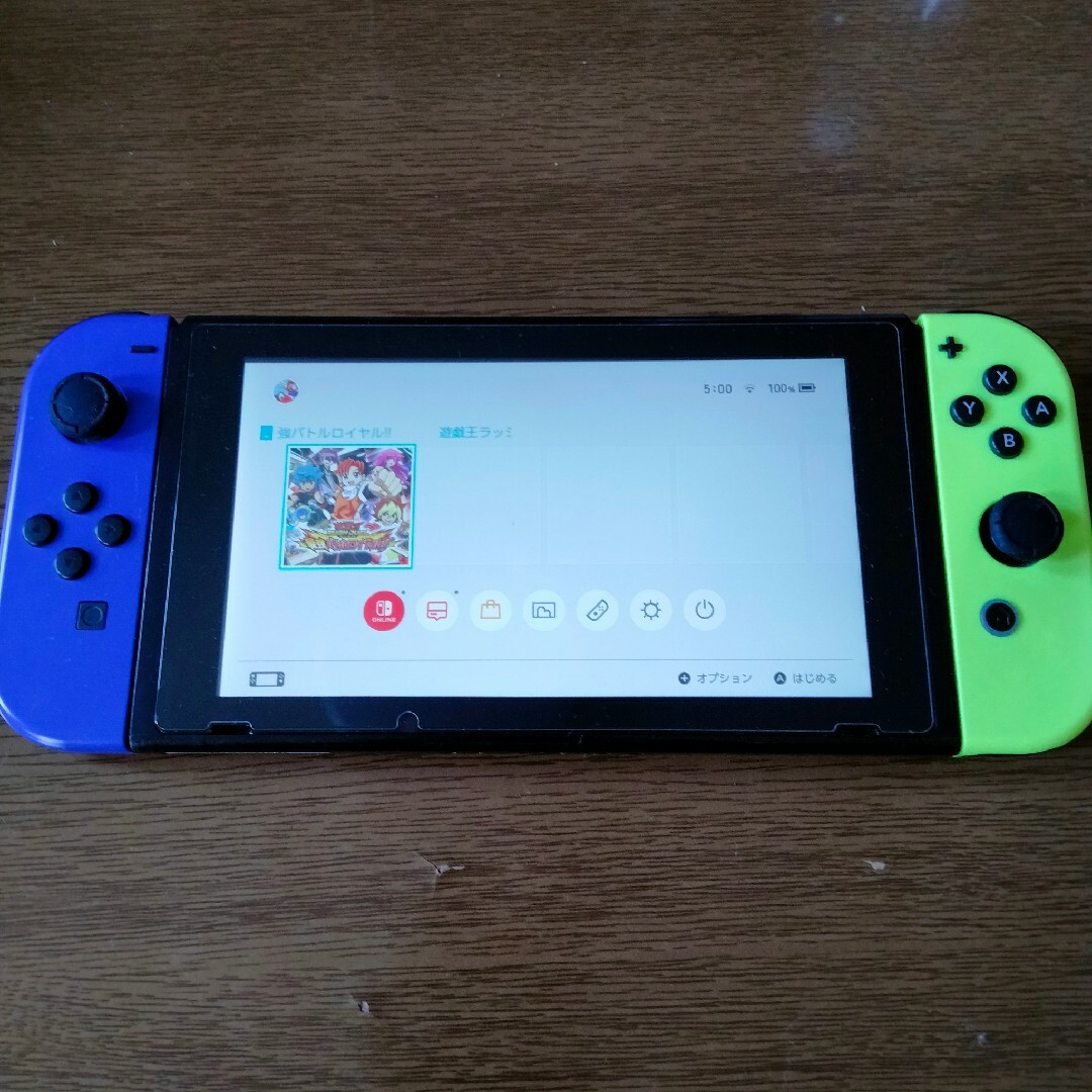 Nintendo Switch(ニンテンドースイッチ)のバッテリー強化版　スイッチ本体　ネオンブルー　ネオングリーン エンタメ/ホビーのゲームソフト/ゲーム機本体(家庭用ゲーム機本体)の商品写真