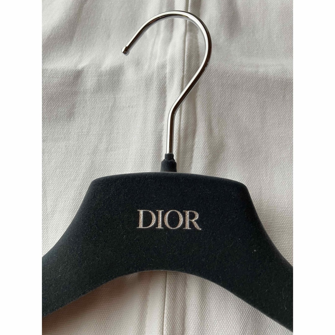 Christian Dior(クリスチャンディオール)のDIOR ガーメントパック コートカバー&ハンガーのセット☆ レディースのファッション小物(その他)の商品写真