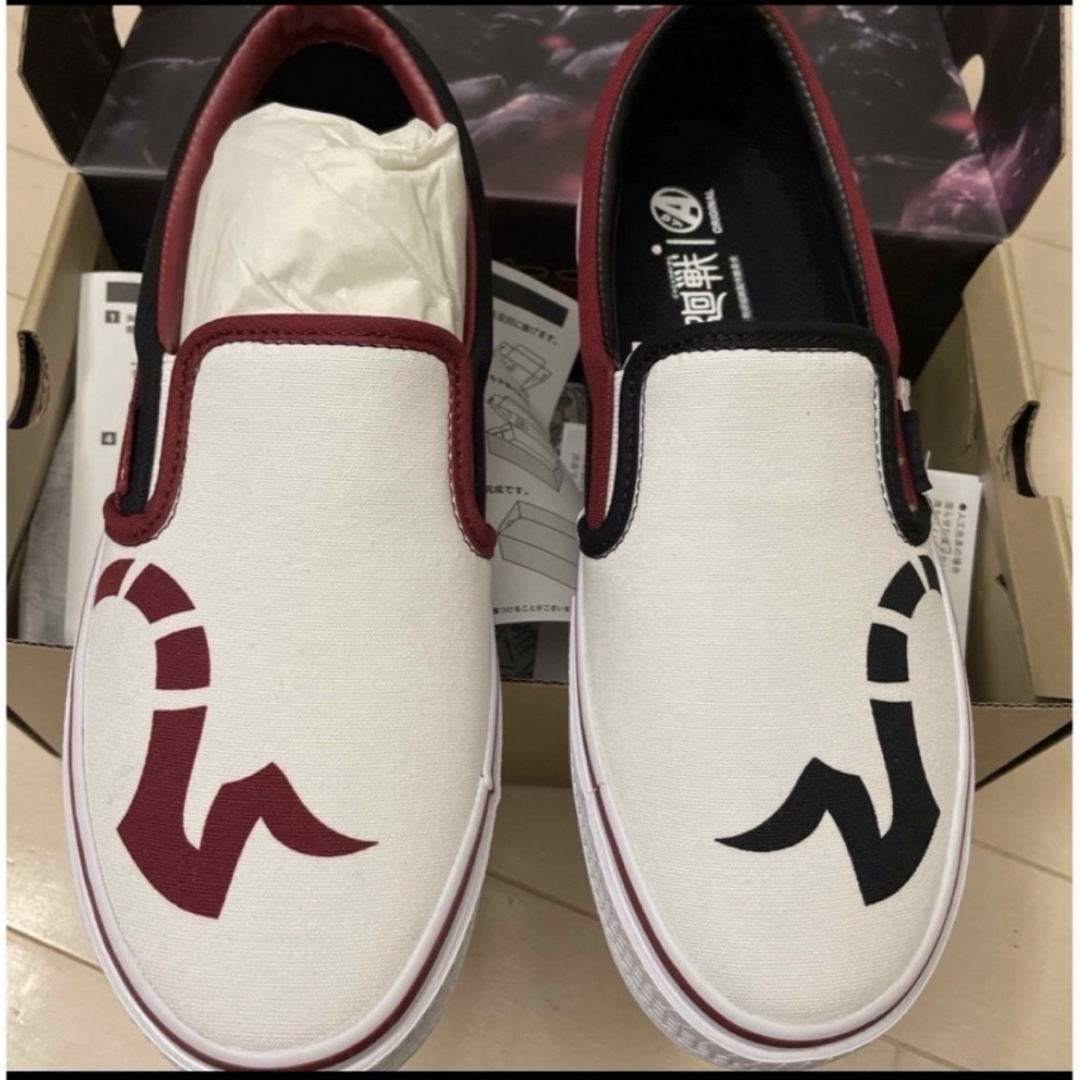 呪術廻戦　宿儺モデル　スニーカー　26.5cm メンズの靴/シューズ(スニーカー)の商品写真