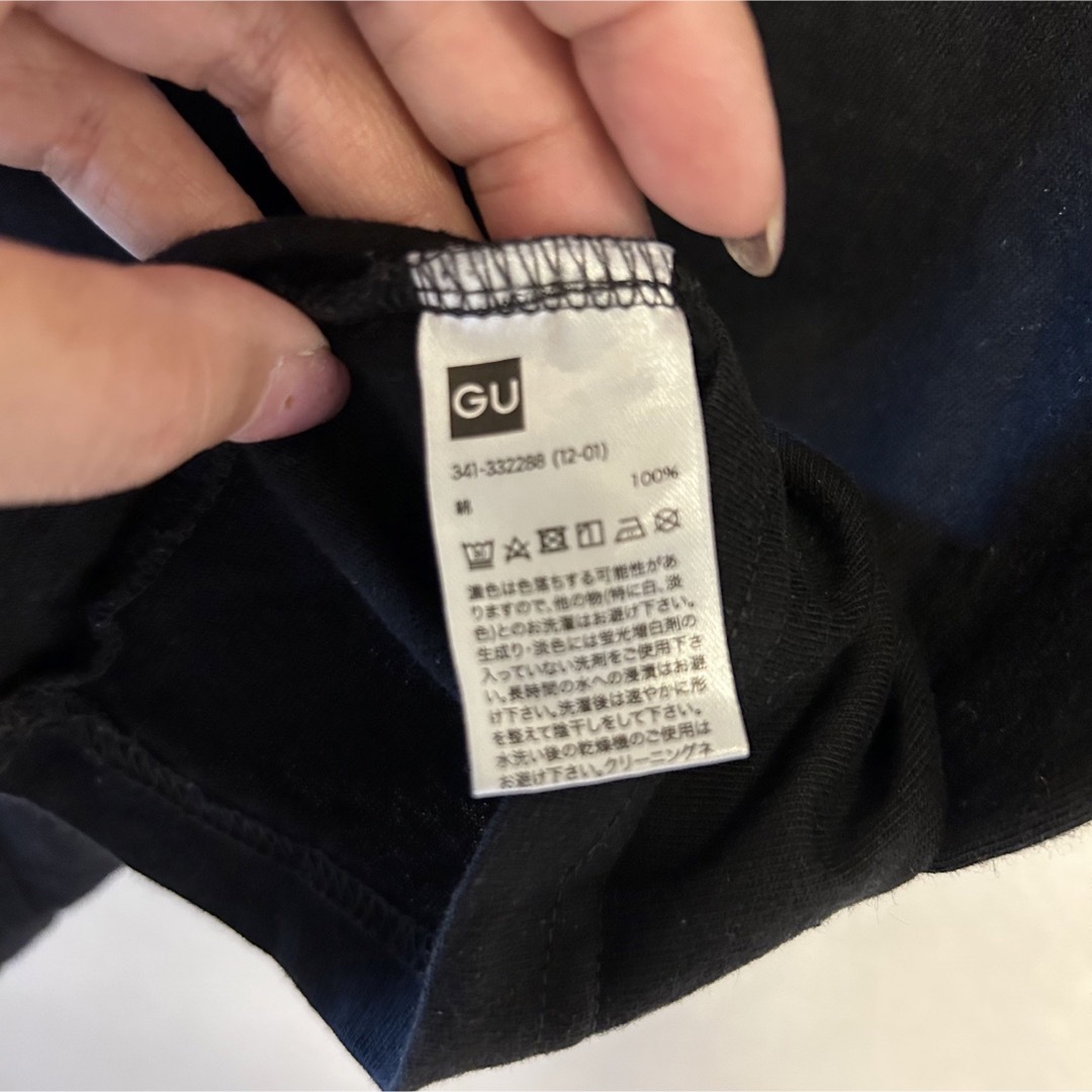 GU(ジーユー)のGU Tシャツ　黒　160cm 150cm ディズニー　ミッキー ブラック キッズ/ベビー/マタニティのキッズ服男の子用(90cm~)(Tシャツ/カットソー)の商品写真