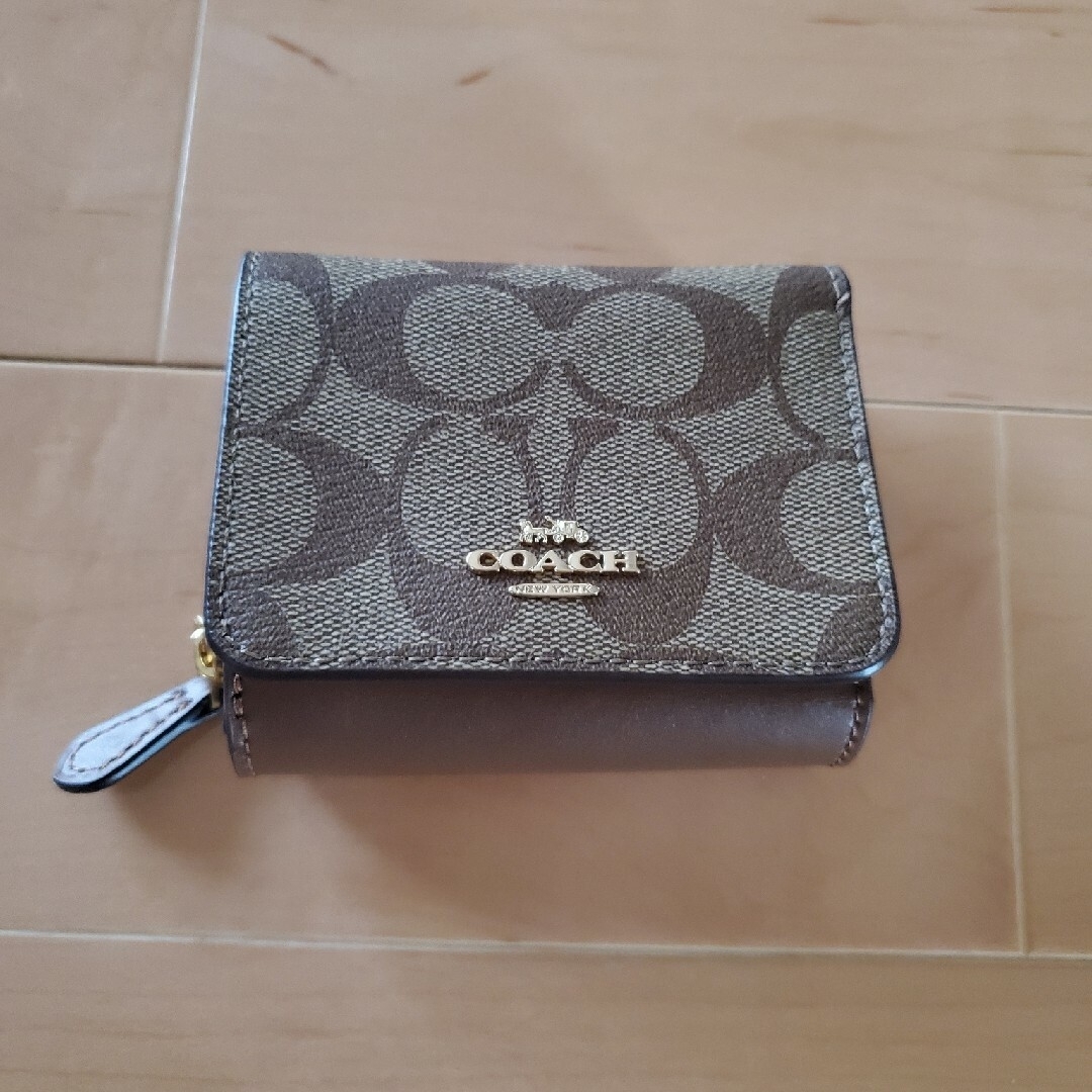 COACH(コーチ)のCOACH　財布 レディースのファッション小物(財布)の商品写真