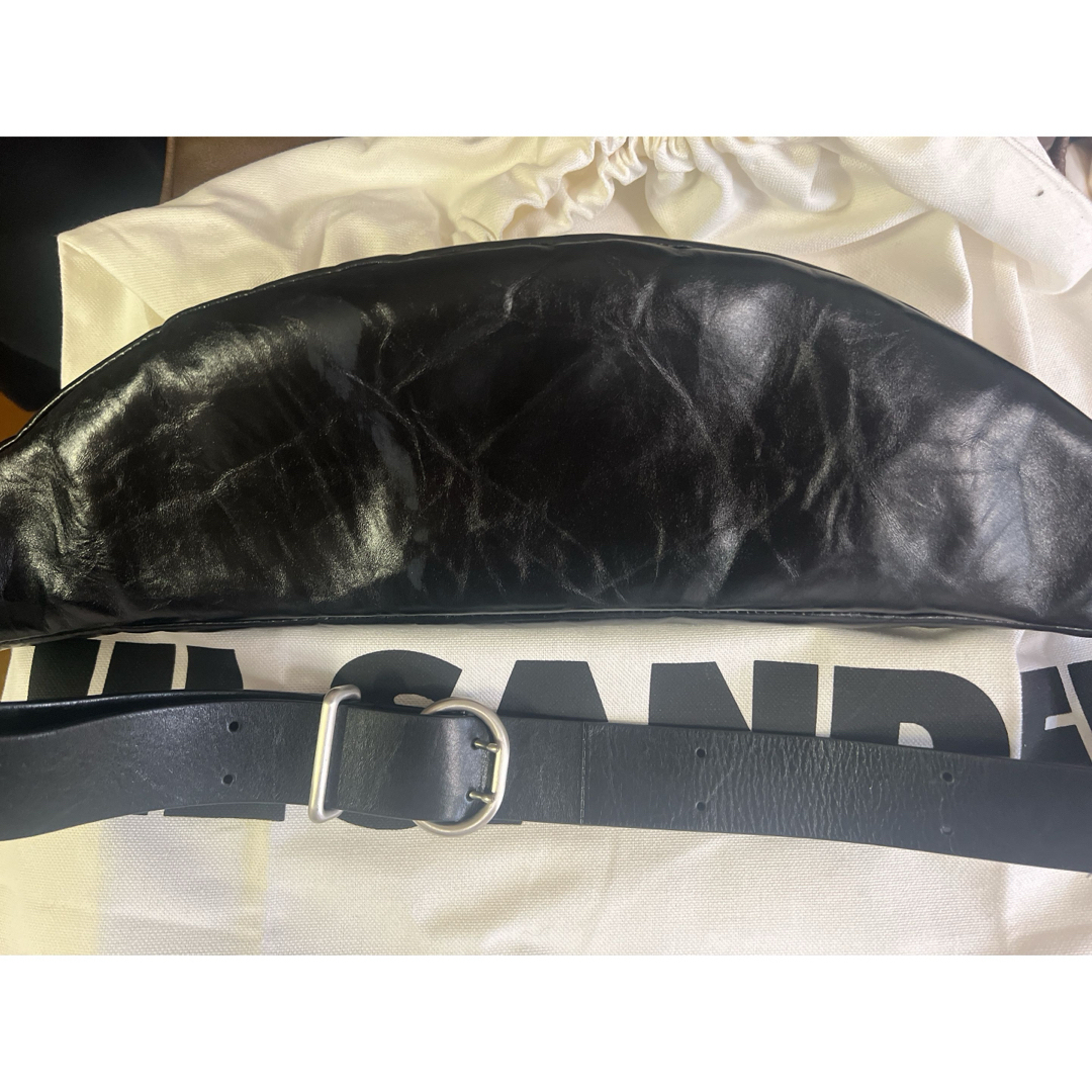 Jil Sander(ジルサンダー)のジルサンダー JIL SANDER  ボディバッグ  バナナ ベルトバッグ レディースのバッグ(ショルダーバッグ)の商品写真