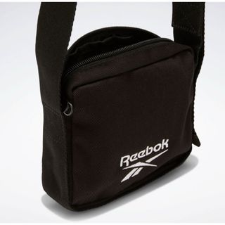 リーボック(Reebok)のReebok クロスボディショルダー(BLACK)(ショルダーバッグ)