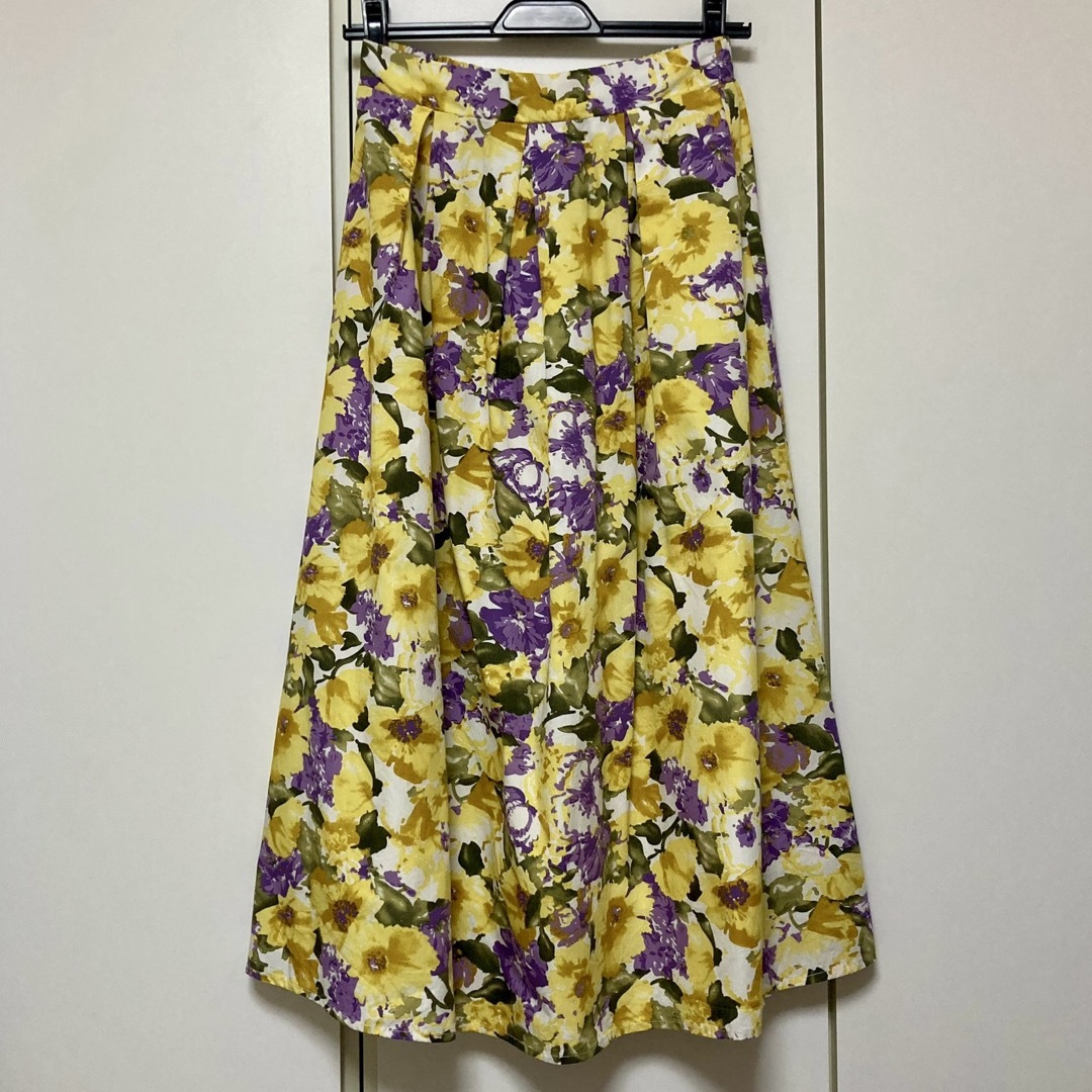 PICCIN(ピッチン)のPICCIN スカート 花柄 レディースのスカート(ロングスカート)の商品写真