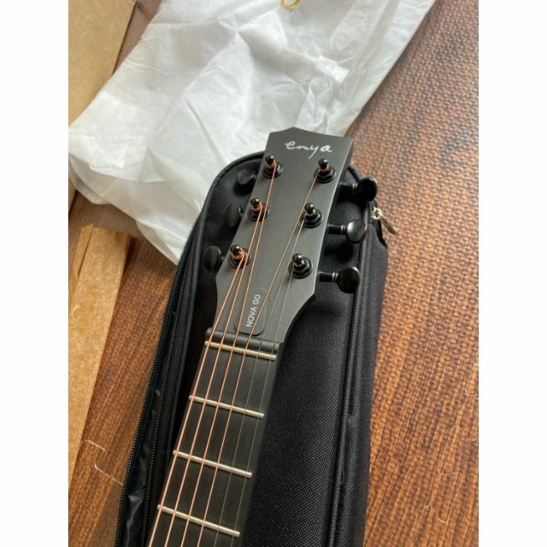 Enya Nova Go Mini 　ミニギター　ブラック 楽器のギター(アコースティックギター)の商品写真