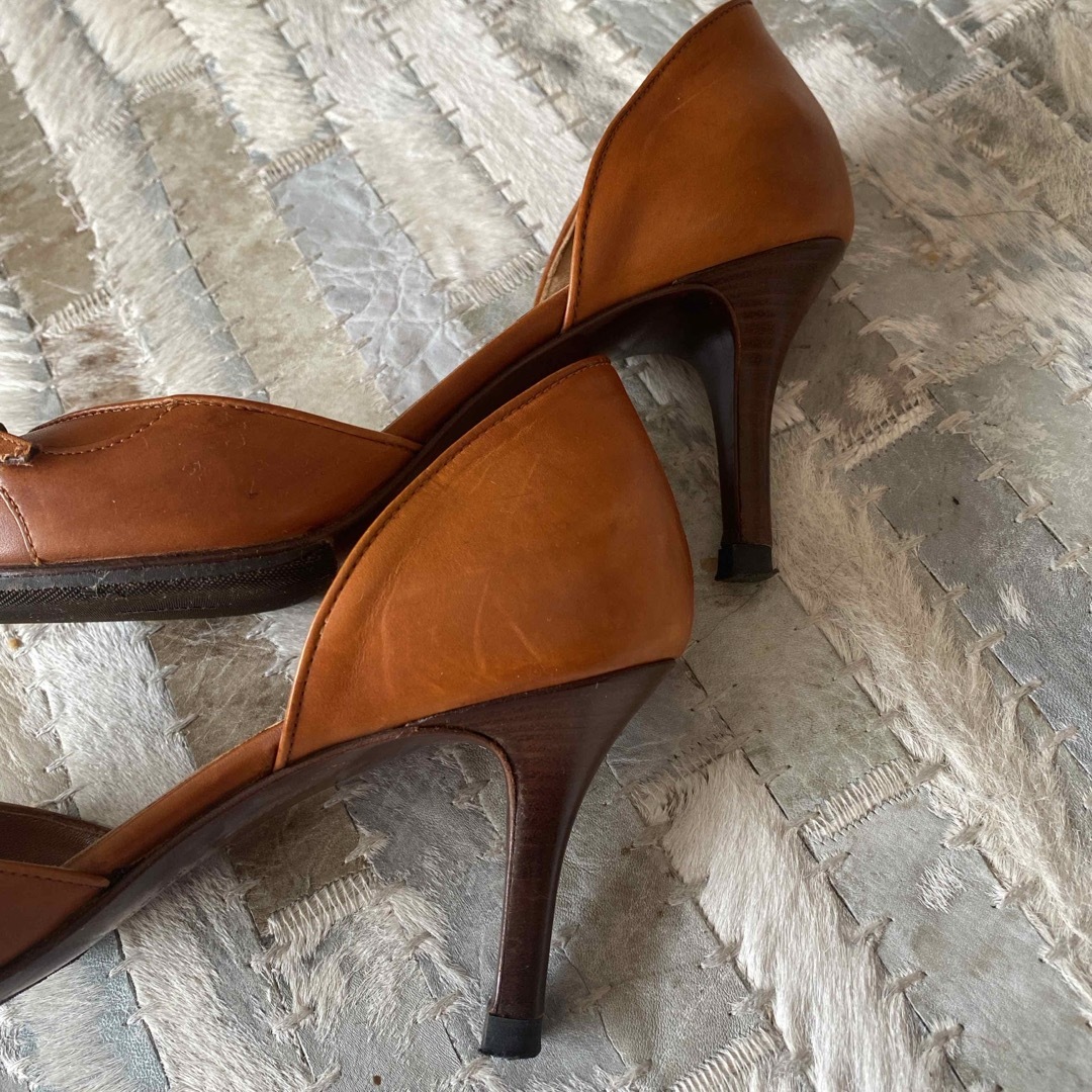 Ralph Lauren(ラルフローレン)のイタリア製　ラルフローレンコレクション パンプス レディースの靴/シューズ(ハイヒール/パンプス)の商品写真