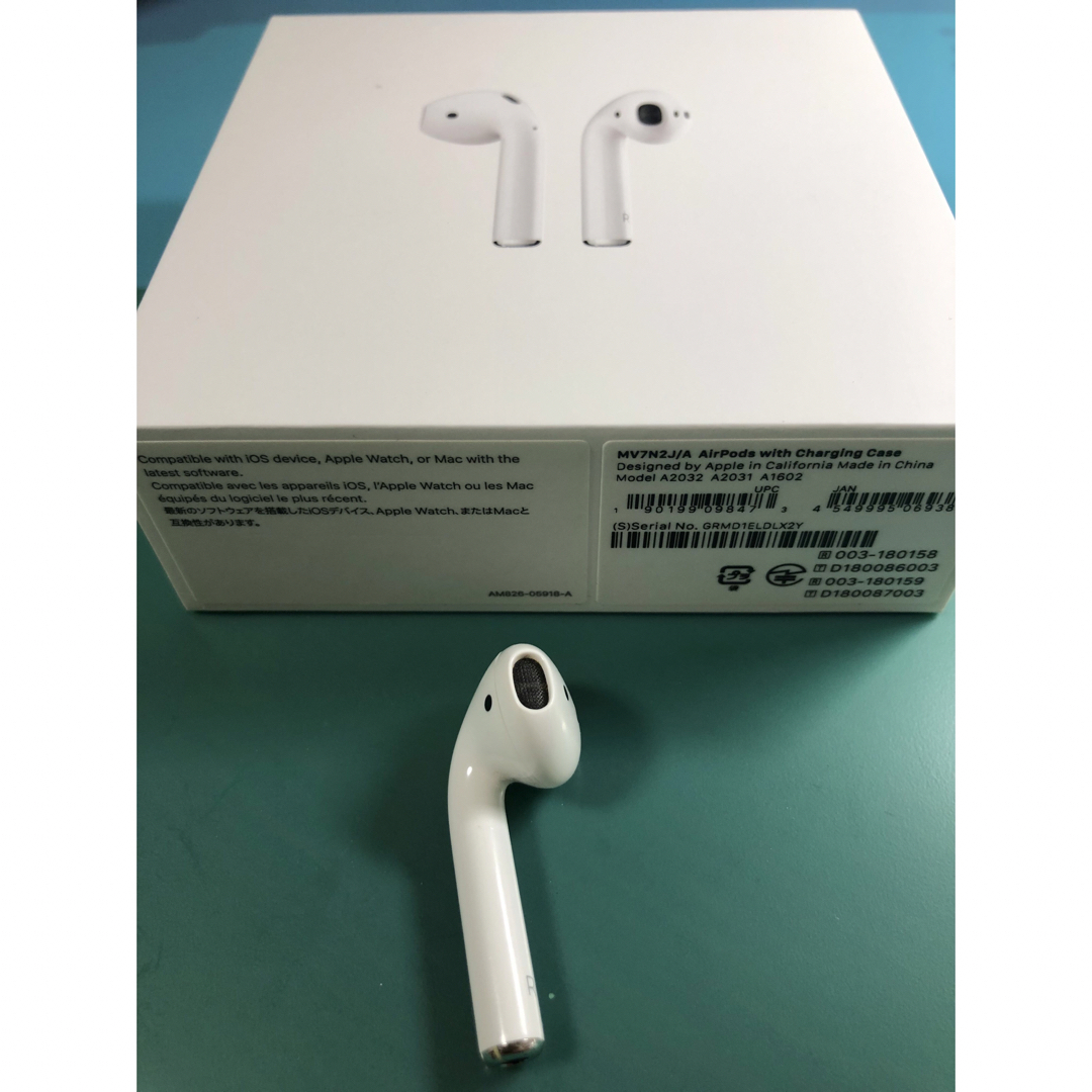 Apple(アップル)の第二世代R片耳　右耳のみ スマホ/家電/カメラのオーディオ機器(ヘッドフォン/イヤフォン)の商品写真