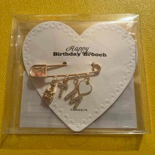 SHINee - SHINee テミン　"Happy Birthday Brooch“