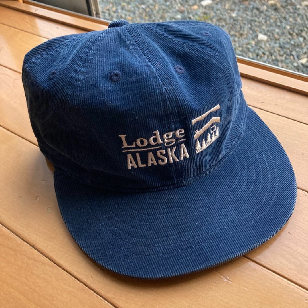 TACOMA FUJI RECORDS(タコマフジレコード)のTACOMA FUJI Lodge ALASKA LOGO CAP メンズの帽子(キャップ)の商品写真