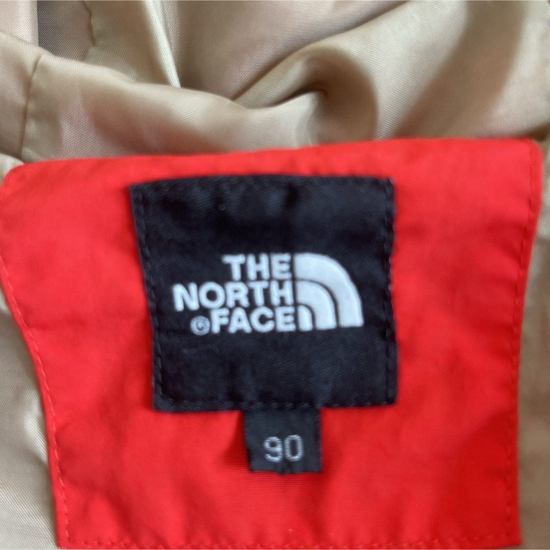 THE NORTH FACE(ザノースフェイス)のノースフェイス　マウンテンパーカー　朱赤　レディースＬ レディースのジャケット/アウター(ナイロンジャケット)の商品写真