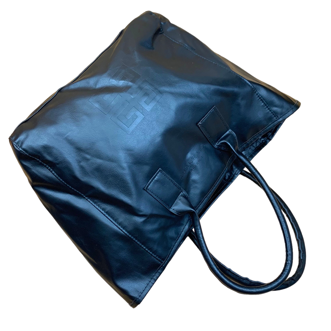 GIVENCHY(ジバンシィ)のジバンシー GIVENCHY トートバッグ 黒 PUポリウレタン A4収納可 レディースのバッグ(トートバッグ)の商品写真