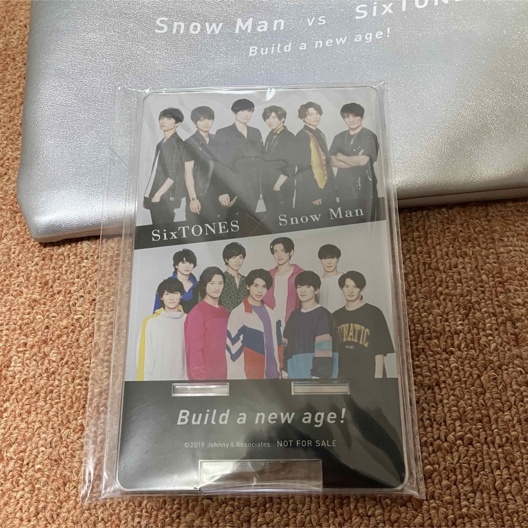 SnowMan vs SixTONES ポーチ、アクスタ 未使用  レディースのファッション小物(ポーチ)の商品写真