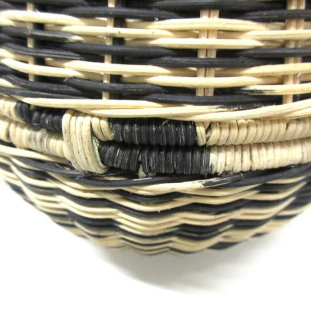 MANIMARIS(マニマリス) ショルダーバッグ フルムーンバスケット 141895866 ベージュ×黒 ラタン×レザー レディースのバッグ(ショルダーバッグ)の商品写真