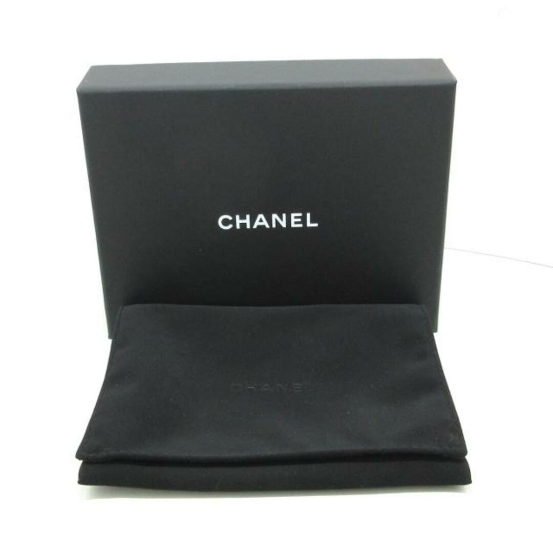 CHANEL(シャネル)のCHANEL(シャネル) コインケース美品  ココスター,マトラッセ AP3732 黒 フラグメントケース/L字ファスナー/シルバー金具/ラインストーン/24C ラムスキン レディースのファッション小物(コインケース)の商品写真