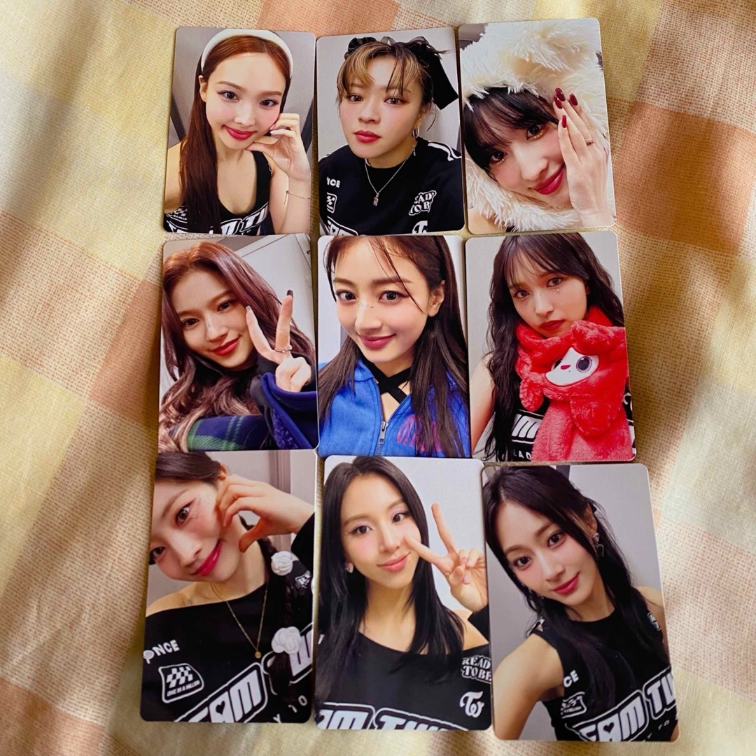 TWICE READY TO BE DVD Blu-ray 初回限定盤 トレカの通販 by TWICE READY TO BE DVD Blu-ray 初回限定盤 トレカの通販 by