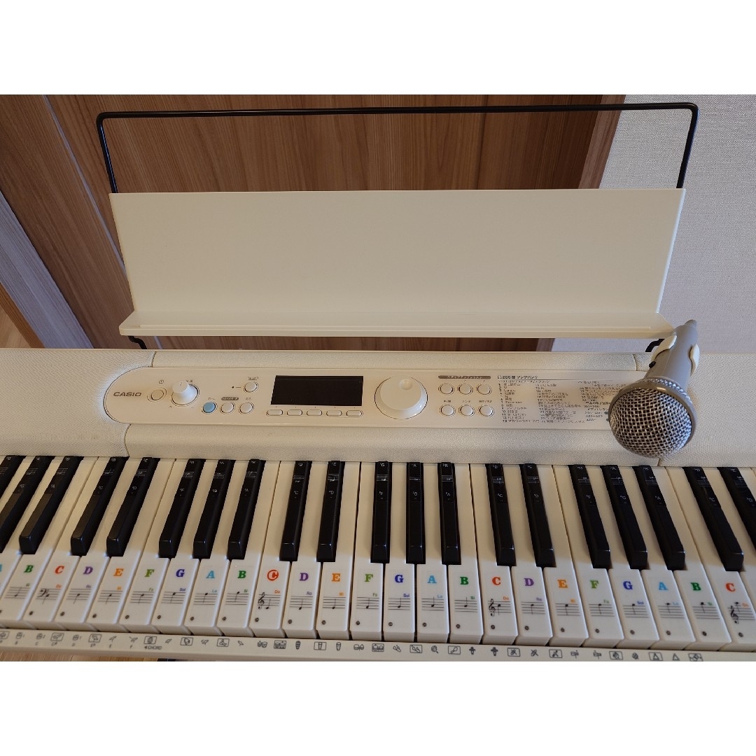 スタンド付】CASIO 光ナビゲーションキーボード LK-520 スタンド付】CASIO 光ナビゲーションキーボード LK-520