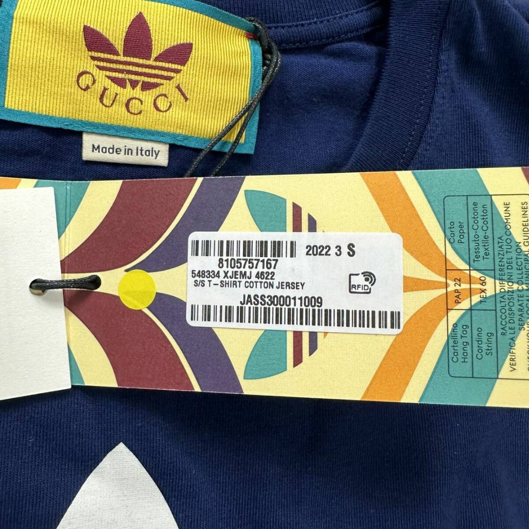 adidas(アディダス)の新品 GUCCI Sサイズ adidas コラボ Tシャツ 限定 メンズのトップス(Tシャツ/カットソー(半袖/袖なし))の商品写真