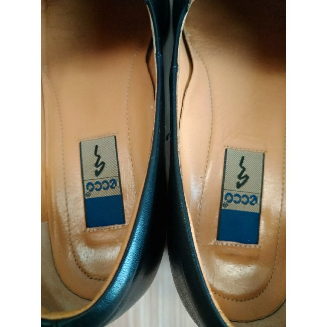ECCO(エコー)のECCO パンプス ２２．５㌢ＥＥＥ レディースの靴/シューズ(ハイヒール/パンプス)の商品写真