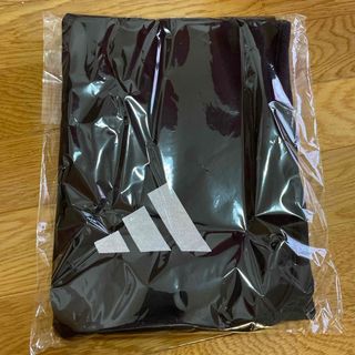 アディダス(adidas)のadidas スムースフリースブランケット(毛布)