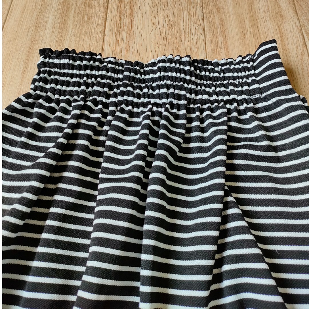 未使用 CLOTHY culots タック入りフレアミディアムスカート レディースのスカート(ひざ丈スカート)の商品写真
