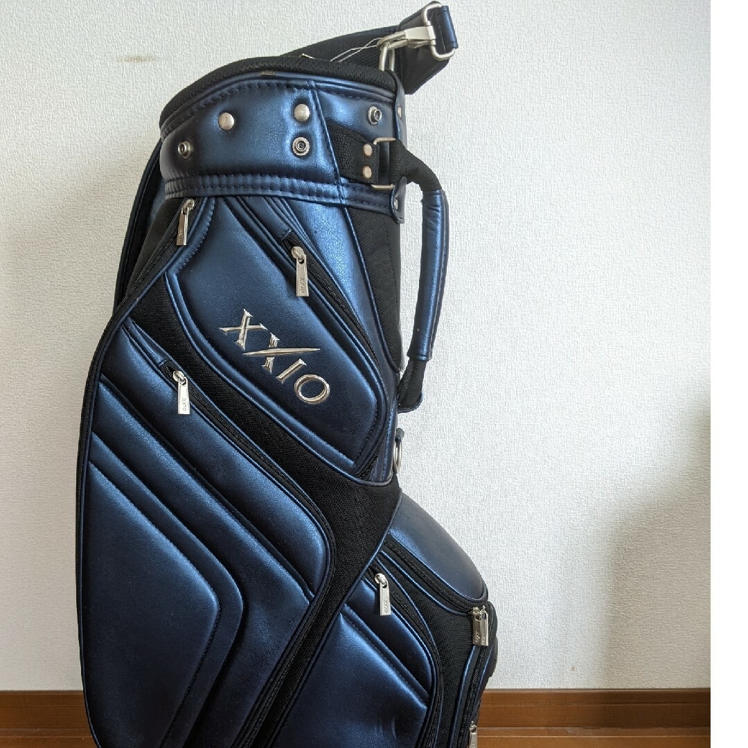 XXIO(ゼクシオ)のxxio キャディーバッグ（ネイビー）GGC-2179 スポーツ/アウトドアのゴルフ(バッグ)の商品写真