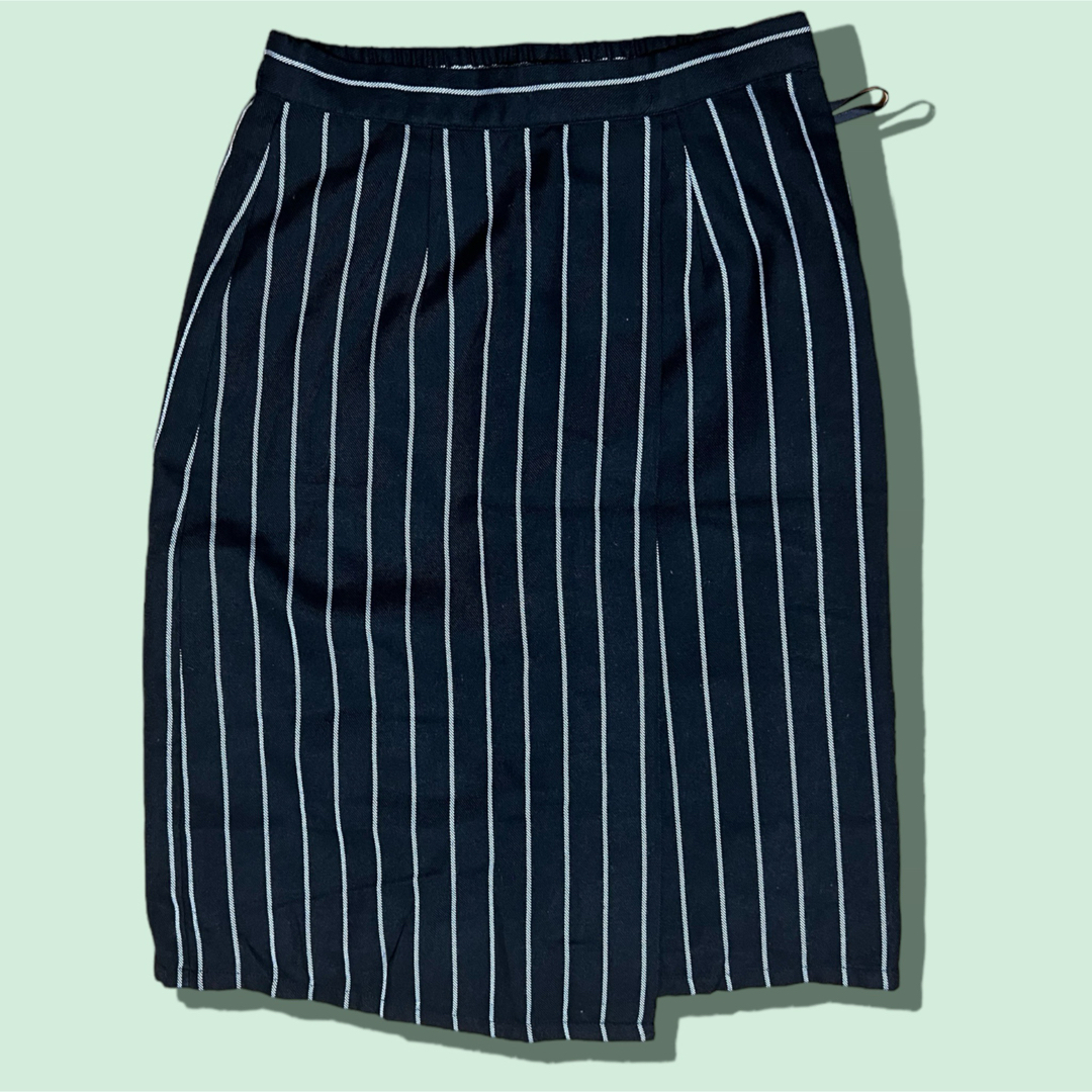 ストライプ　膝丈　スカート　黒　春　夏 レディースのスカート(ひざ丈スカート)の商品写真