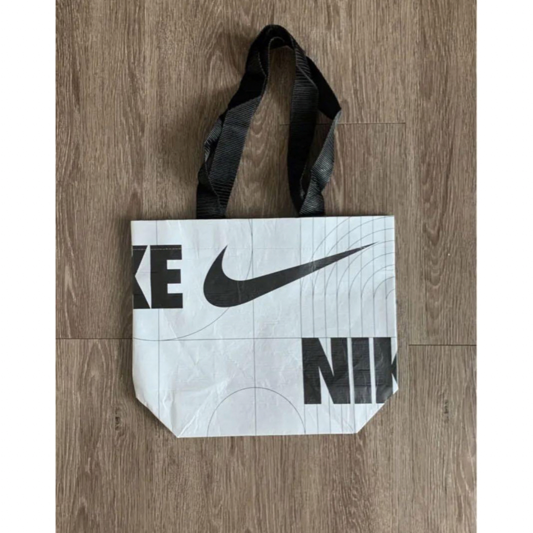 NIKE(ナイキ)の韓国限定NIKEナイキエコバッグショッパーSML3セット 新品送料無料 メンズのバッグ(トートバッグ)の商品写真