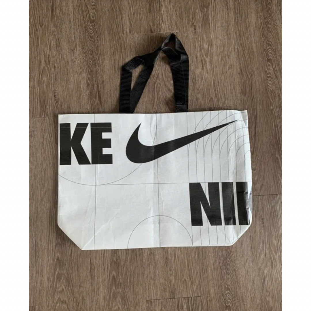NIKE(ナイキ)の韓国限定NIKEナイキエコバッグショッパーSML3セット 新品送料無料 メンズのバッグ(トートバッグ)の商品写真